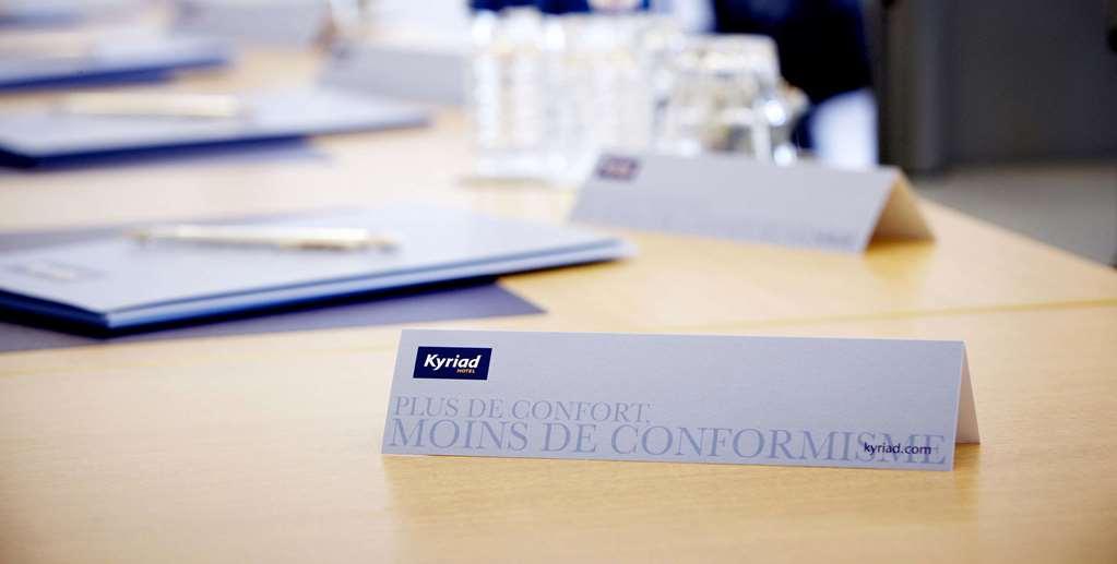 Kyriad Châteauroux - Saint-Maur Saint-Maur (Indre) Facilidades foto