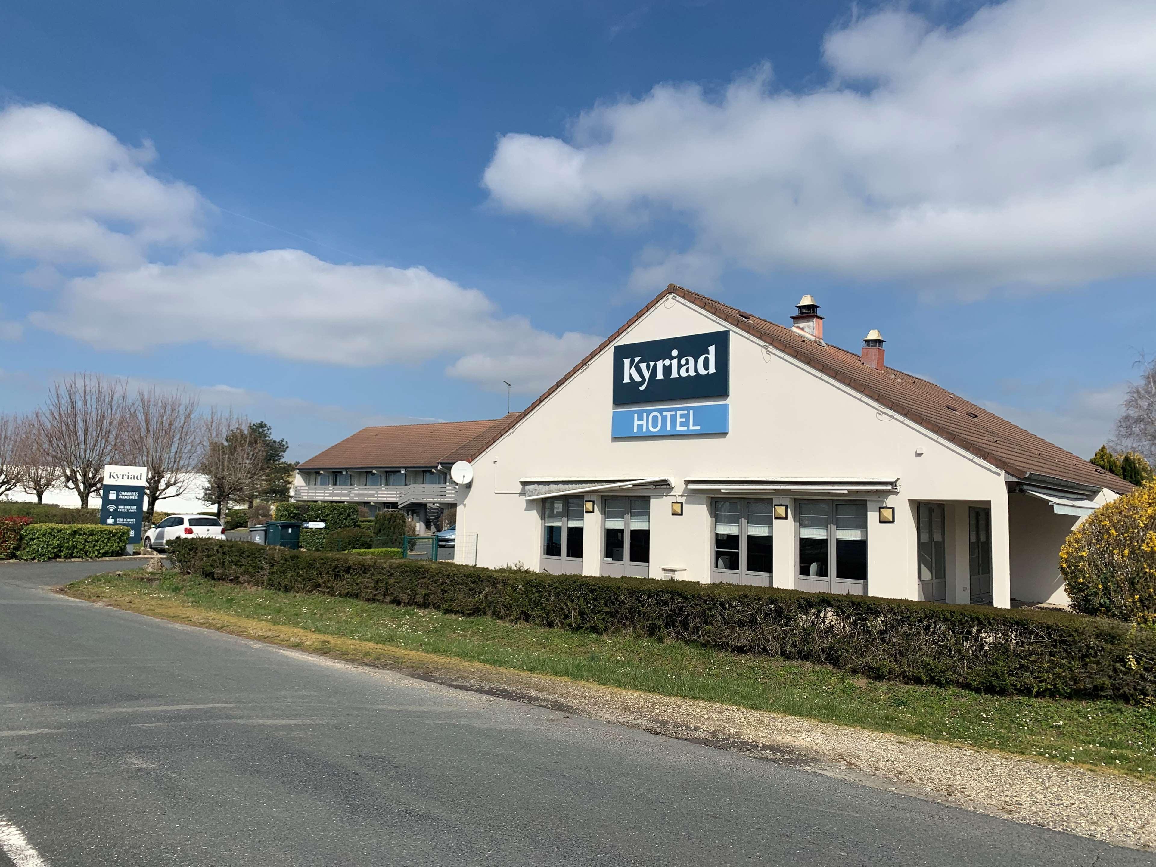 Kyriad Châteauroux - Saint-Maur Saint-Maur (Indre) Exterior foto