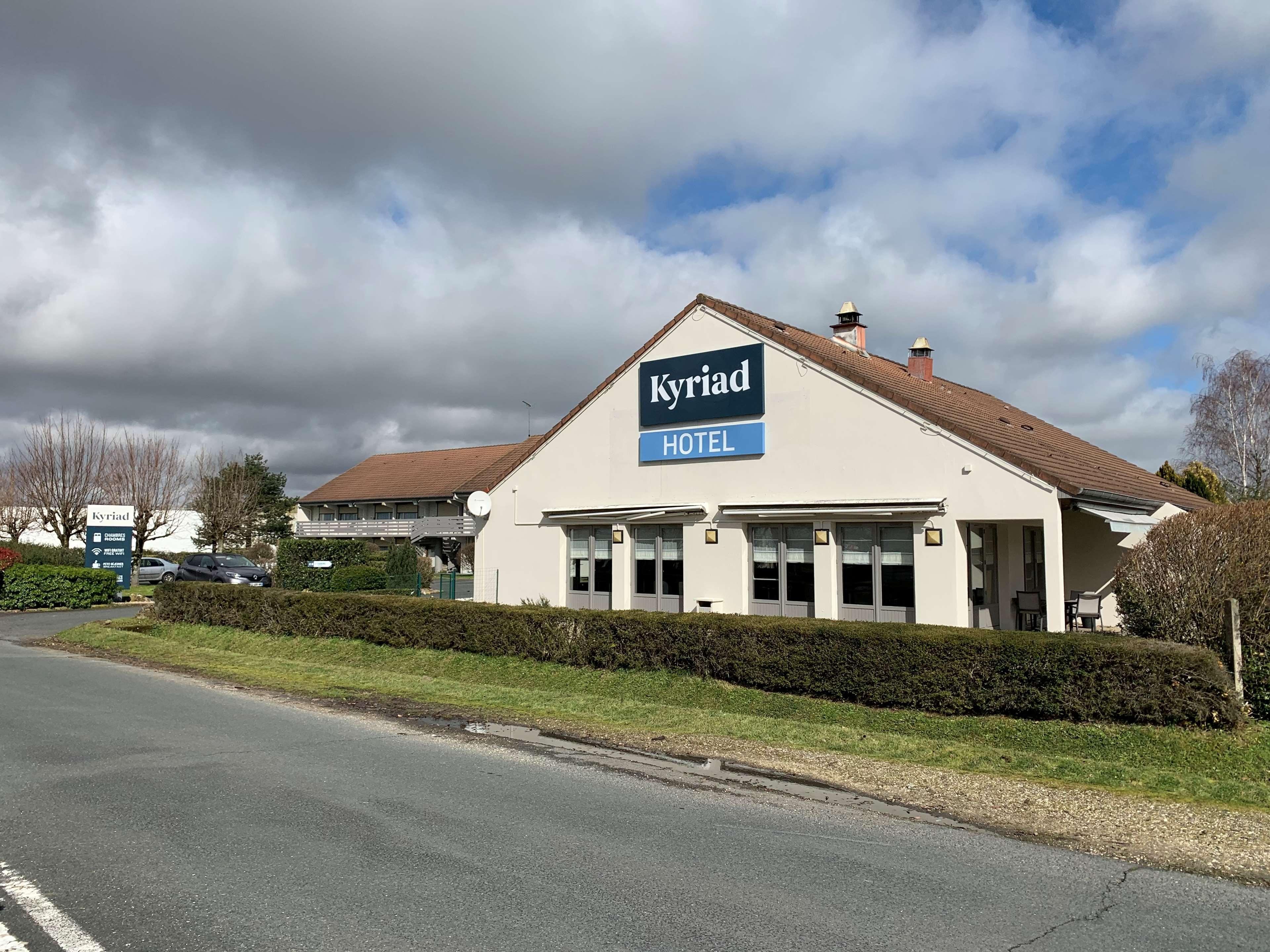 Kyriad Châteauroux - Saint-Maur Saint-Maur (Indre) Exterior foto